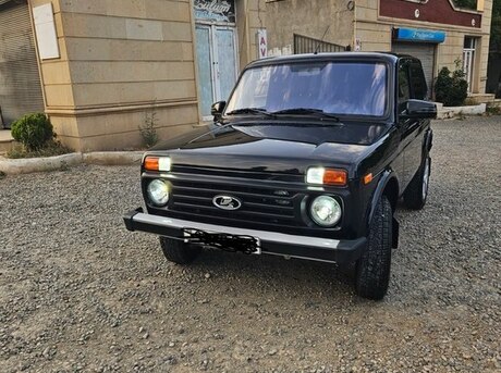 LADA (VAZ) Niva