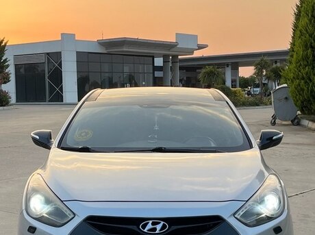 Hyundai i40 2012