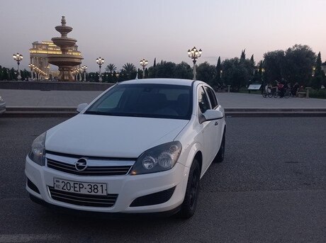 Opel Astra 2009