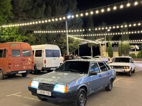 LADA (VAZ) 21099 1995