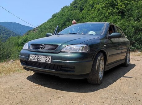 Opel Astra 2000