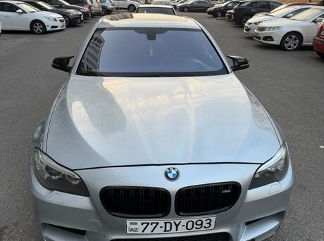 BMW 528