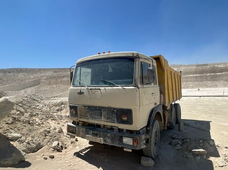 MAZ 5334