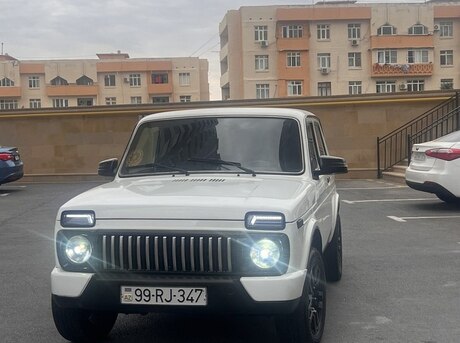 LADA (VAZ) Niva 2009