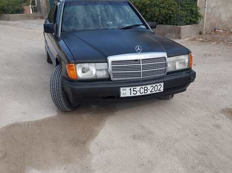 Mercedes 190 1990