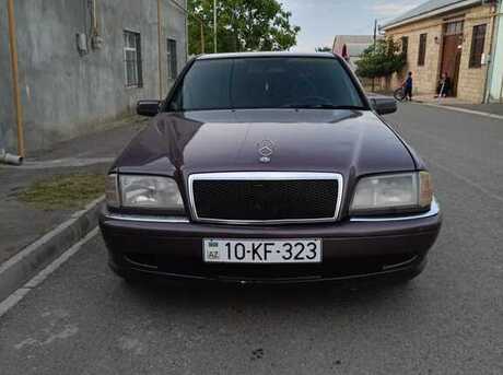 Mercedes C 180