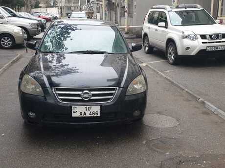 Nissan Altima