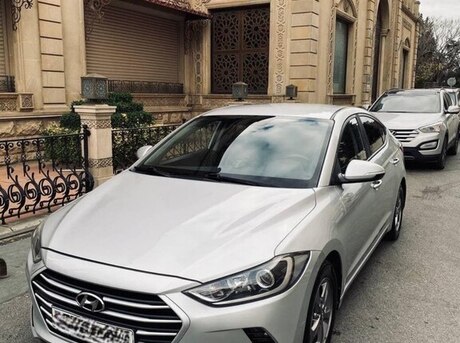 Hyundai Elantra