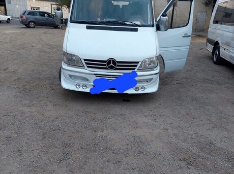 Mercedes  2001