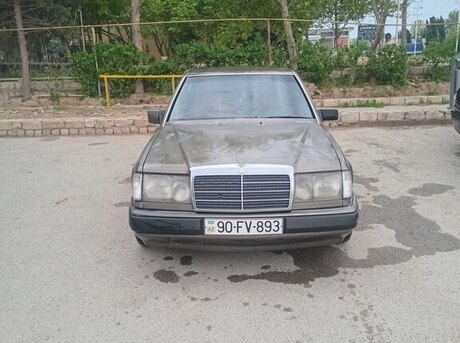 Mercedes E 200 d 1993