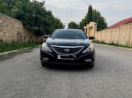Hyundai Sonata 2011