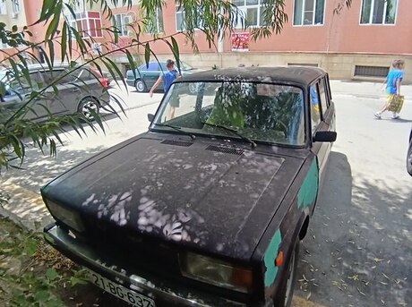LADA (VAZ) 2104 2000