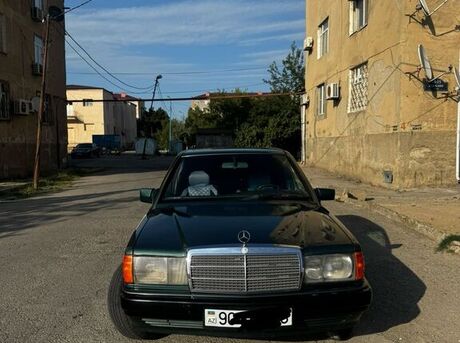 Mercedes 190
