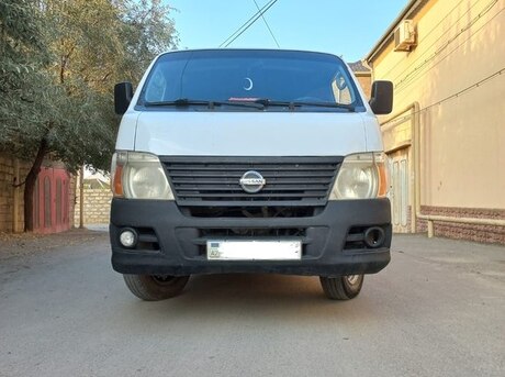 Nissan Urvan 2008