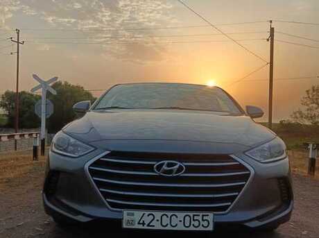 Hyundai Elantra 2018