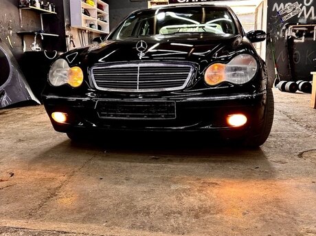 Mercedes C 240 2004