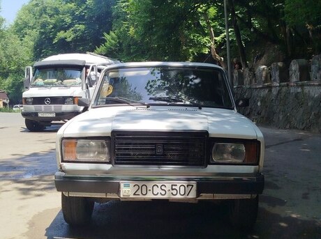 LADA (VAZ) 2107 2000