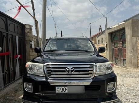 Toyota Land Cruiser 2013