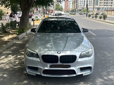 BMW 528