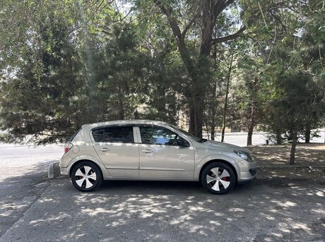 Opel Astra 2005