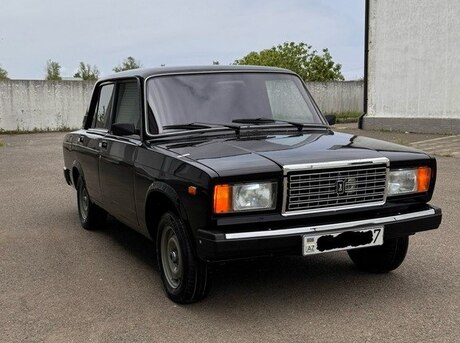 LADA (VAZ) 2107 2010