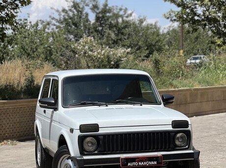 LADA (VAZ) Niva