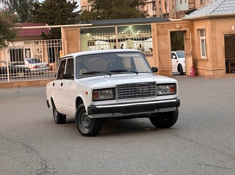 LADA (VAZ) 2107