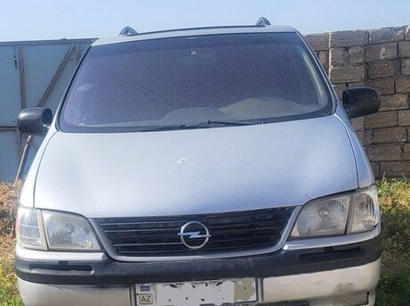 Opel Sintra 1999
