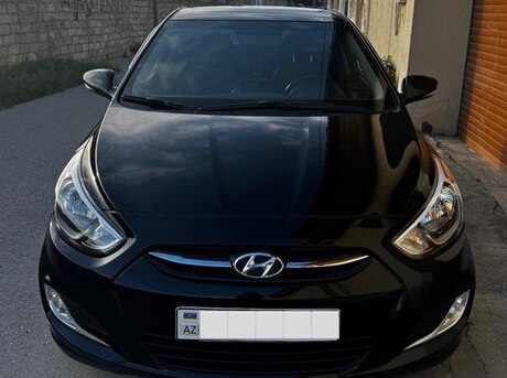 Hyundai Accent 2015