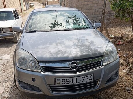 Opel Astra 2007