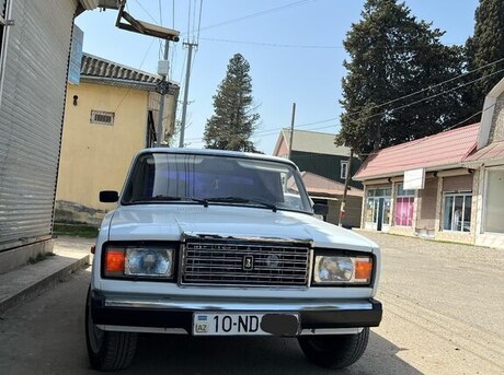 LADA (VAZ) 2107