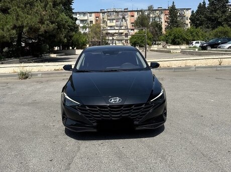 Hyundai Elantra 2020