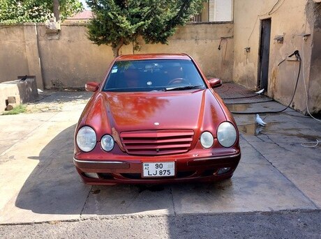 Mercedes E 240 1999