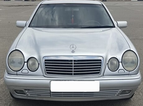 Mercedes E 200 1998