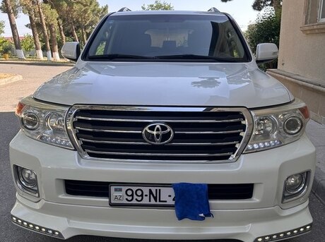 Toyota Land Cruiser 2013