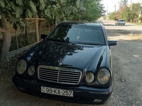 Mercedes E 220 d 1997