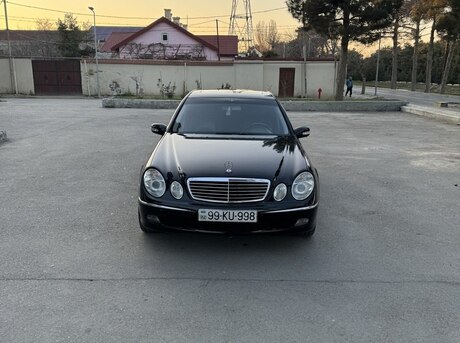 Mercedes E 220 2004