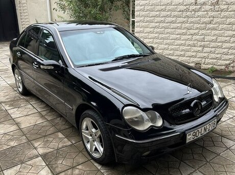 Mercedes C 200
