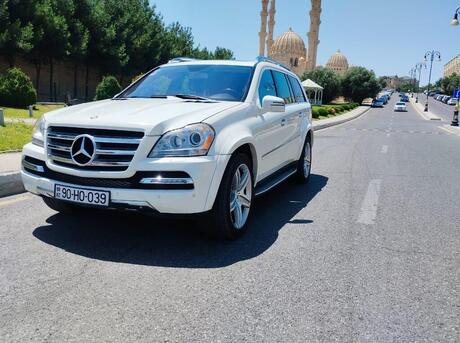 Mercedes GL 550