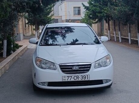 Hyundai Avante 2009