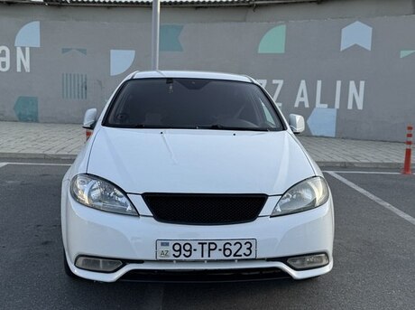 Daewoo Gentra 2014