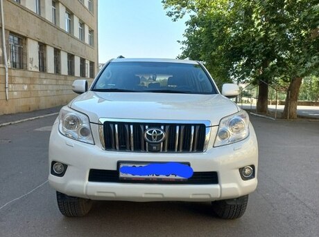 Toyota Land Cruiser Prado 2012