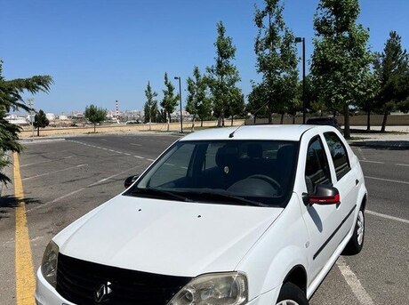Renault Logan 2012