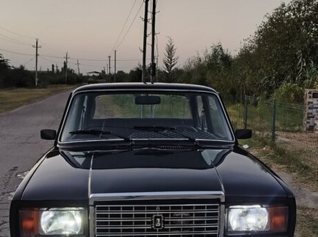 LADA (VAZ) 2107 2010