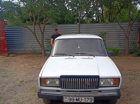 LADA (VAZ) 2107 2004