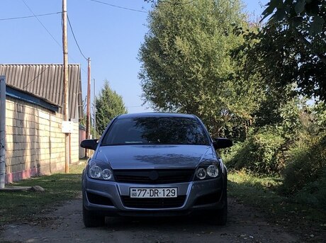 Opel Astra 2007