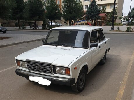 LADA (VAZ) 2107