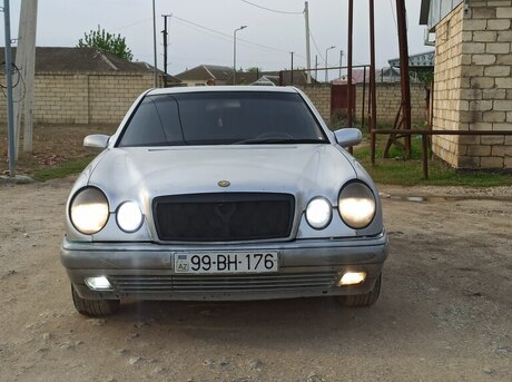 Mercedes E 220 d 1999
