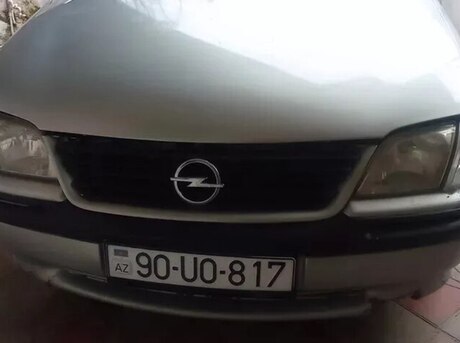 Opel Sintra 1999
