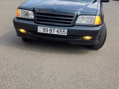 Mercedes C 200